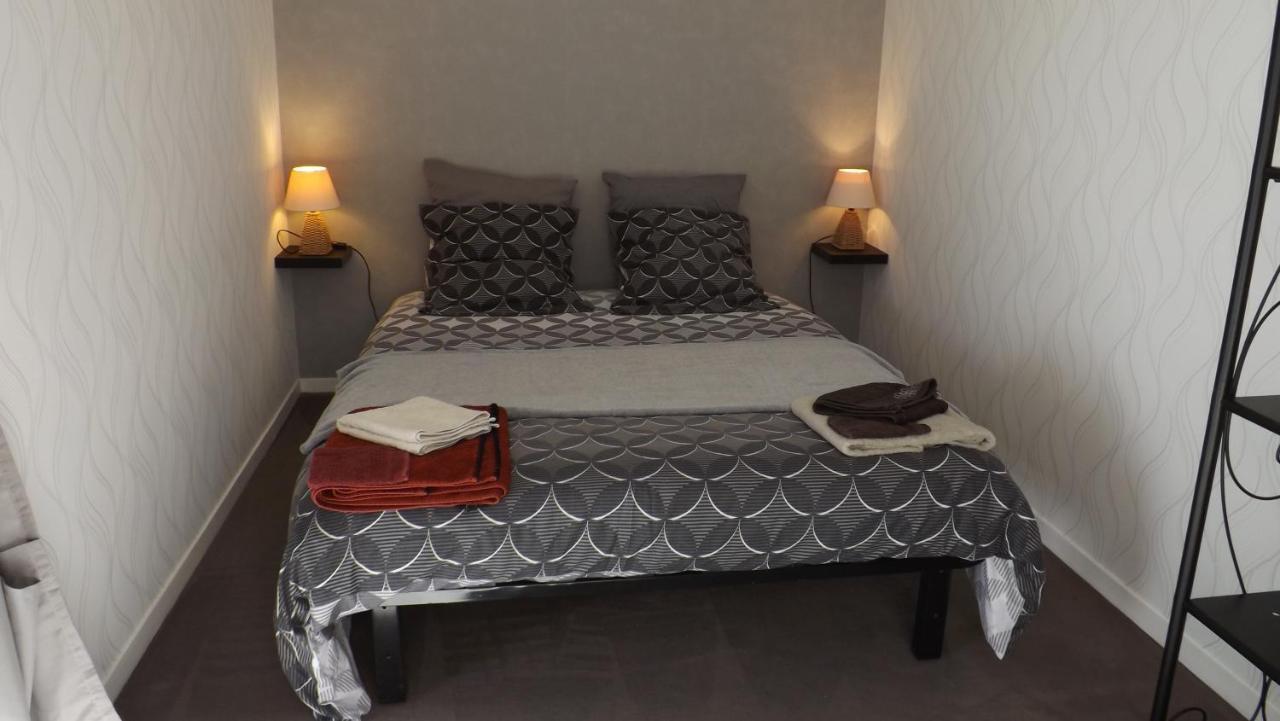 Appartement T2 ,parking privé,terrasse, 10 mns à pieds de la cité corsaire et ses plages Saint-Malo Exterior foto