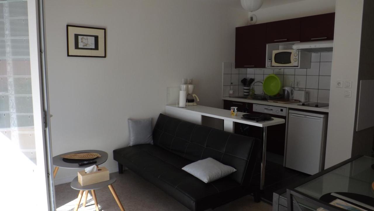 Appartement T2 ,parking privé,terrasse, 10 mns à pieds de la cité corsaire et ses plages Saint-Malo Exterior foto